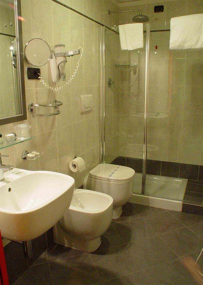 Iris Hotel Genova