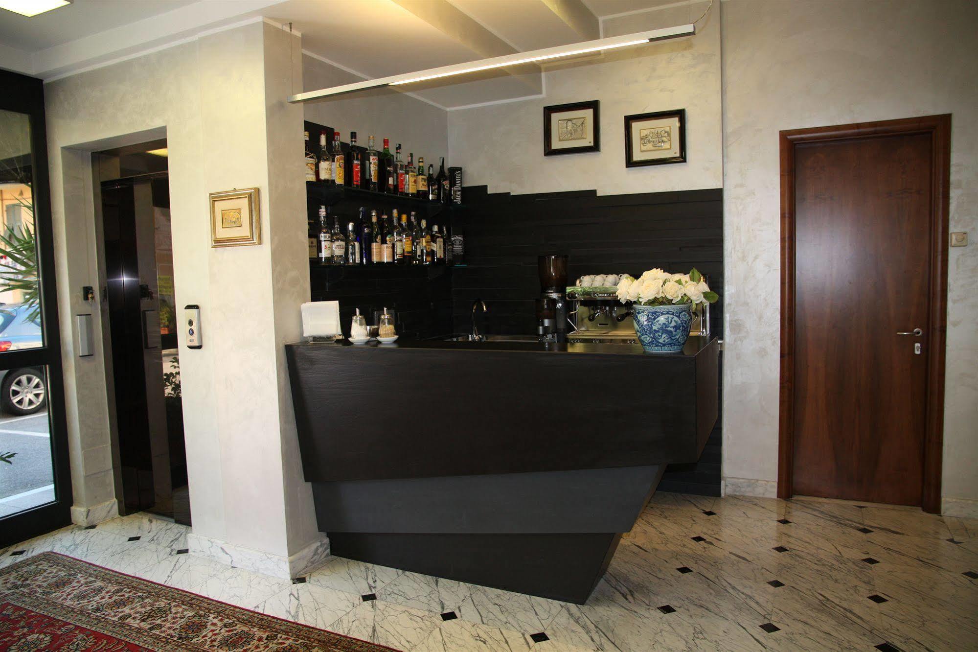 Iris Hotel Genova